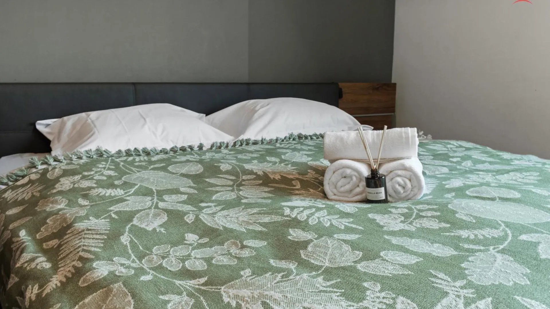 Baneasa Lake Large And Cozy Apartment Bucharest